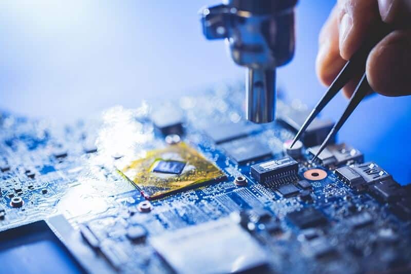 Halbleiterbauelemente auf Platine